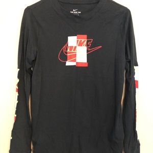 Nike tee